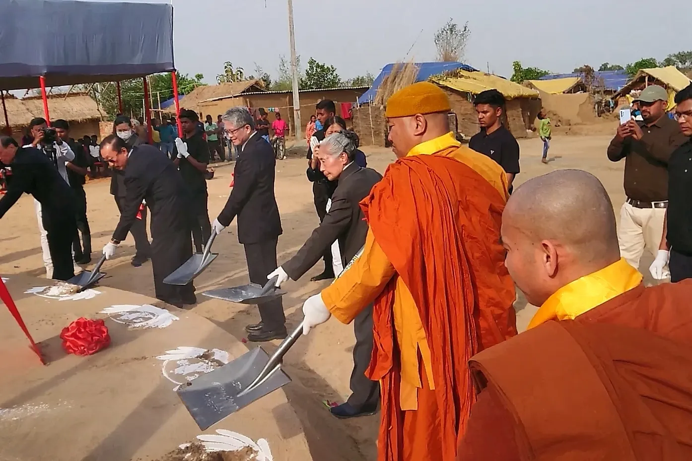 Groundbreaking of Silaunja Great Love Village in Bodh Gaya, India