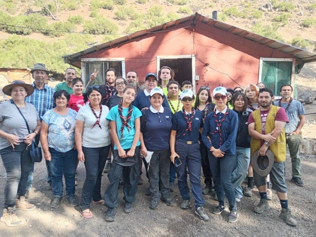 Chilean Volunteers and Scouts Rebuilding Hope