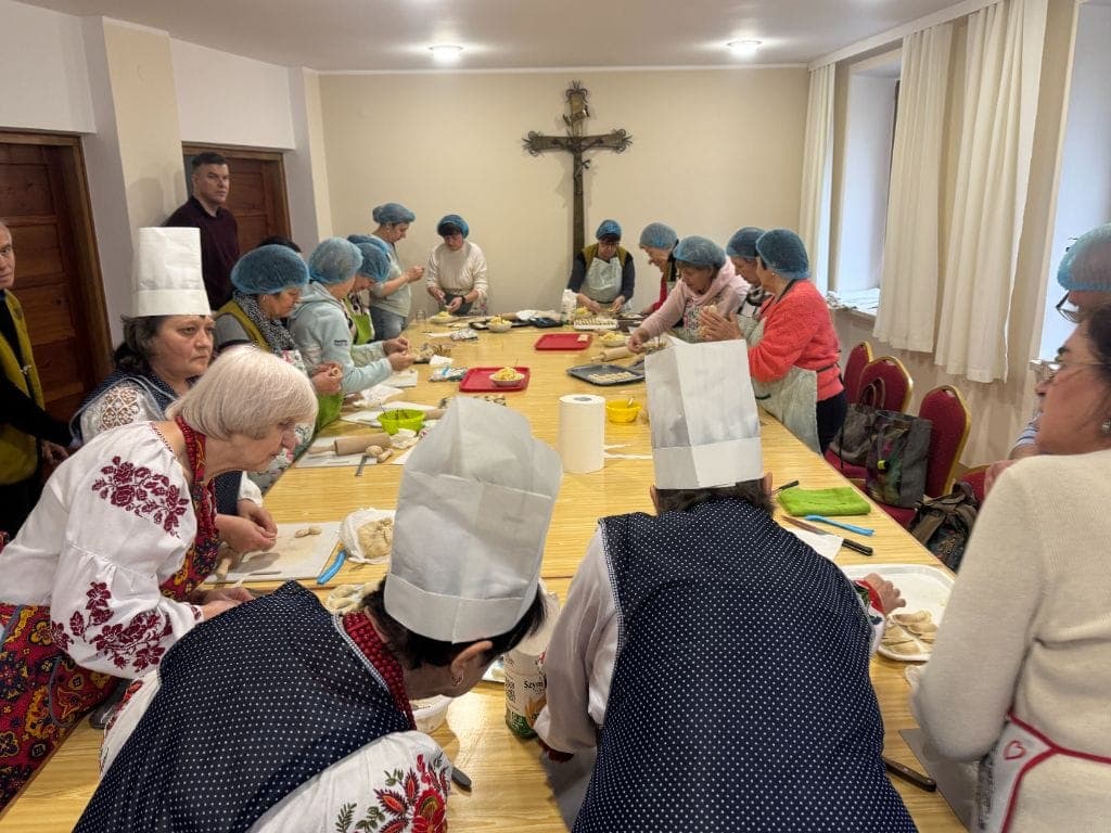 Dumplings bring Ukrainians and Poles together in Warsaw