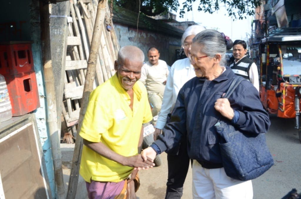 Lakhan finds safety and refuge after fall