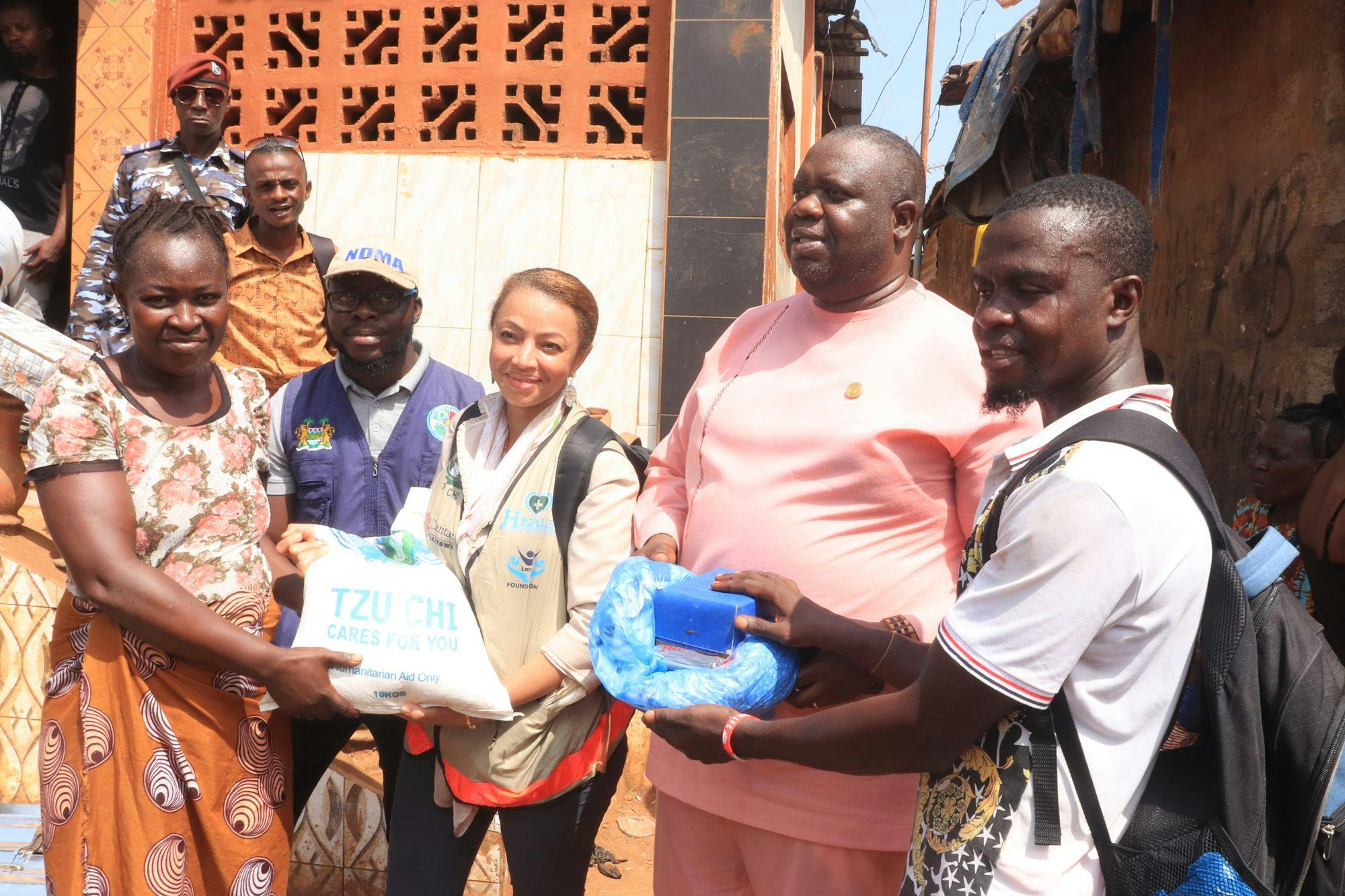 The Calabash Newspaper | Partnering to Serve Humanity Consortium Extends Aid to Kroo Bay Fire Victims